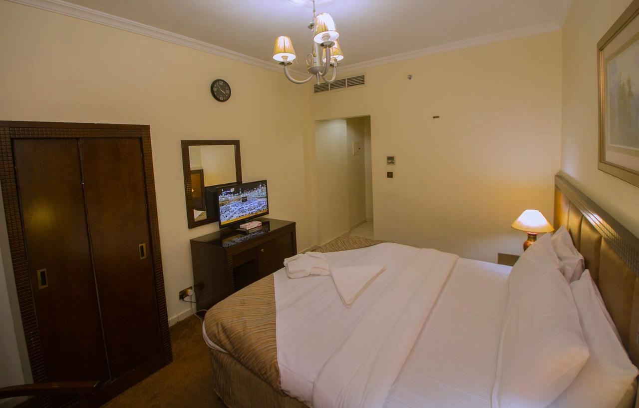 Anwar Al Zahraa Hotel Medina Exterior photo
